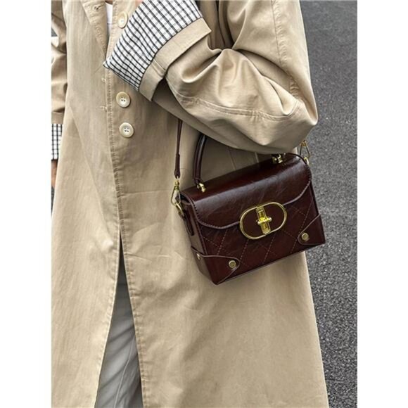 Quilted Pattern Top Handle Crossbody Bag - Picture 4 of 6